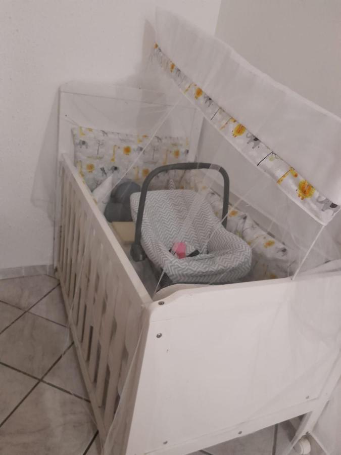 Casa De Aluguel Em Guarapari Es Wifi Gratisヴィラ エクステリア 写真